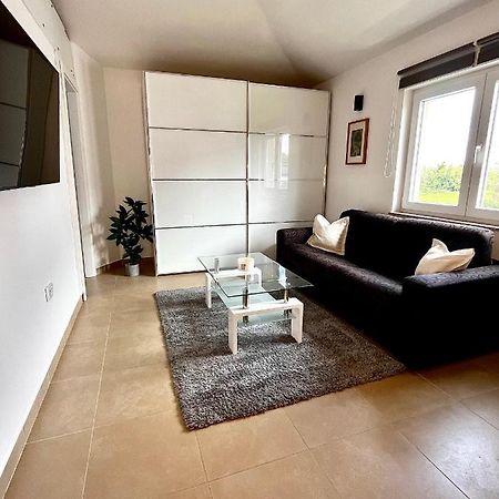 App Sunny Umag Appartement Buitenkant foto