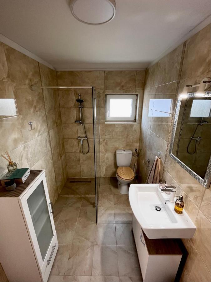 App Sunny Umag Appartement Buitenkant foto