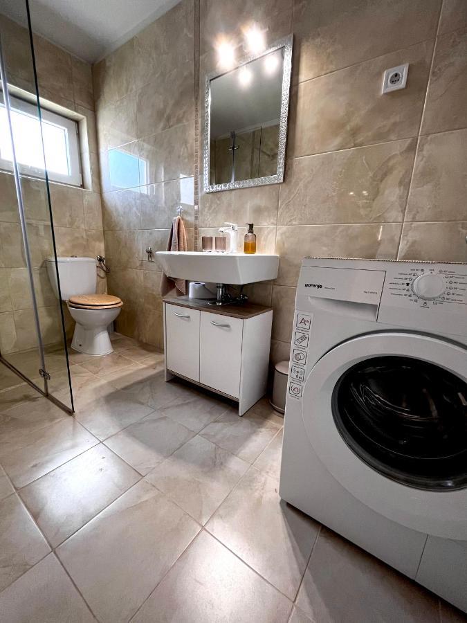 App Sunny Umag Appartement Buitenkant foto